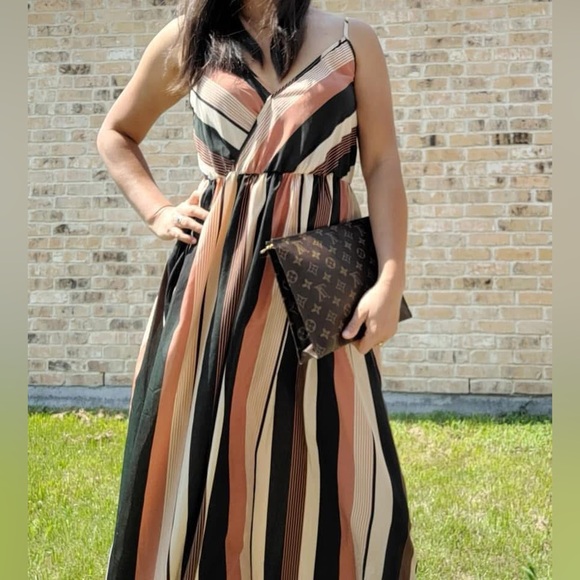 Toiletry 26 in Monogram - Picture 1 of 16